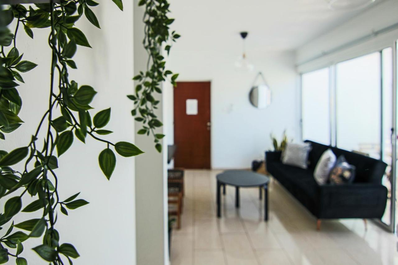 Phaedrus Living: Seaside Luxury Flat Lighthouse 62 * Pafos