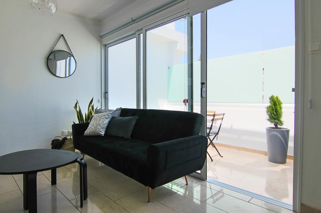 Phaedrus Living: Seaside Luxury Flat Lighthouse 62 Pafos